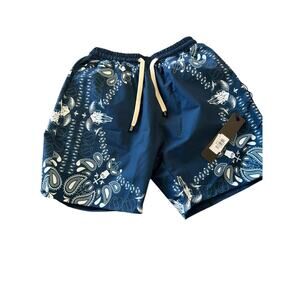 NWT Paisley Shorts by Vieriche. Built In Inside Pocket.